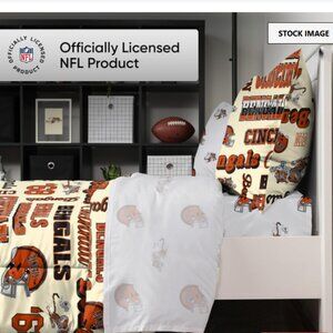 NFL Cincinnati Bengals Unisex-Adult NFL Team Logo Bed in a Bag Comforter, 5 pc